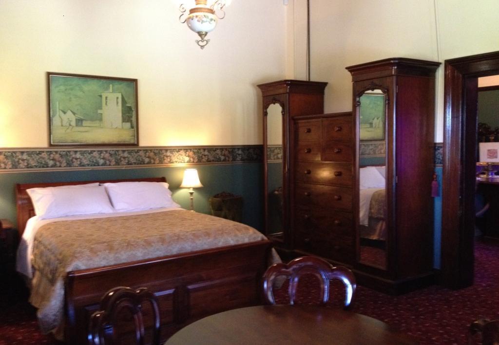 Ranelagh House Hotel Dubbo Room photo