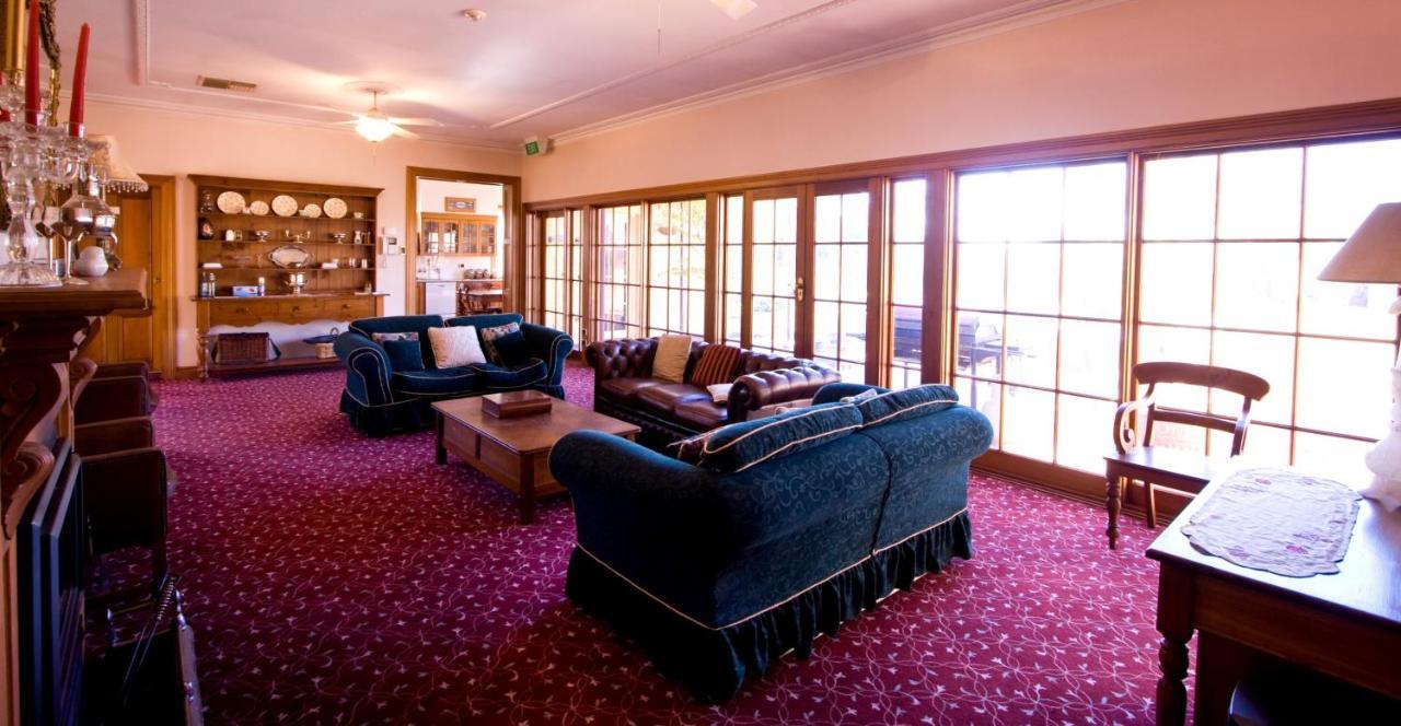 Ranelagh House Hotel Dubbo Exterior photo
